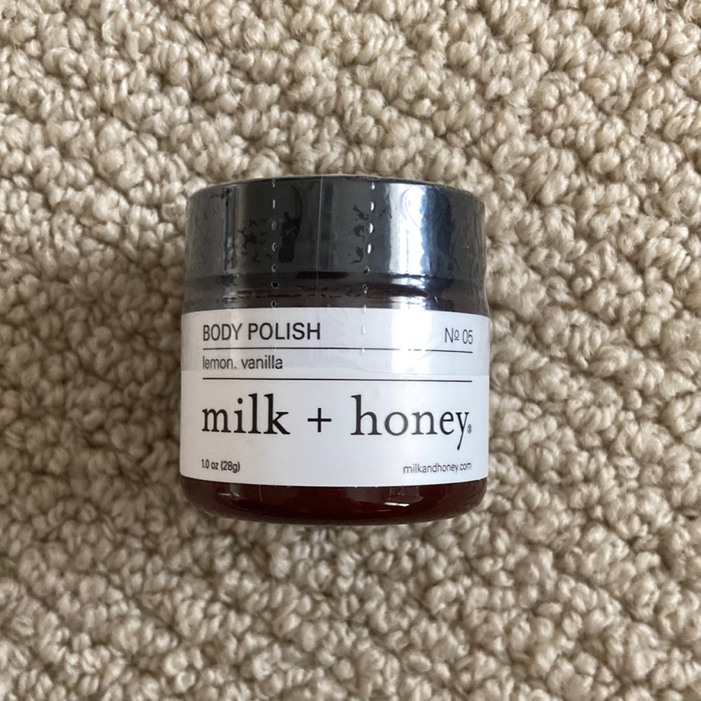 Milk + honey Body Polish Number 5 Lemon Vanilla 1 oz Body Exfoliation SEALED